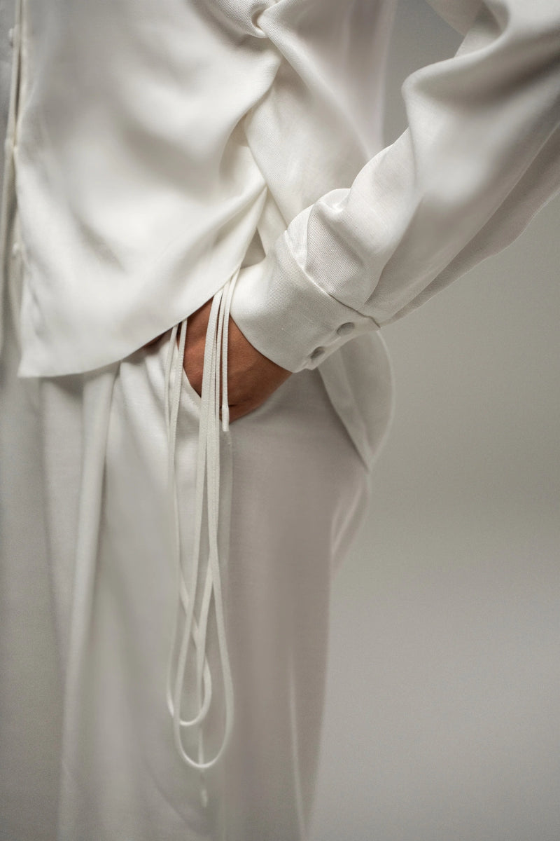 LORA WHITE